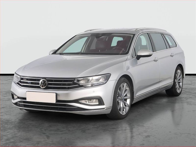 Volkswagen Passat (2020) R-Line 2.0 TDI, Automat, Kůže - fotka 2 z 18