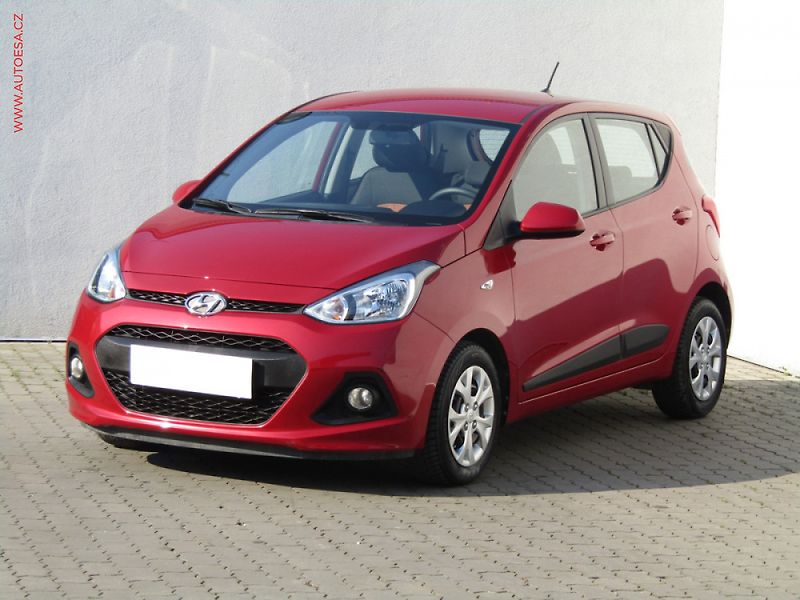 Hyundai i10 (2015) 1.0 i, ČR, AC, park čidla - fotka 3 z 3