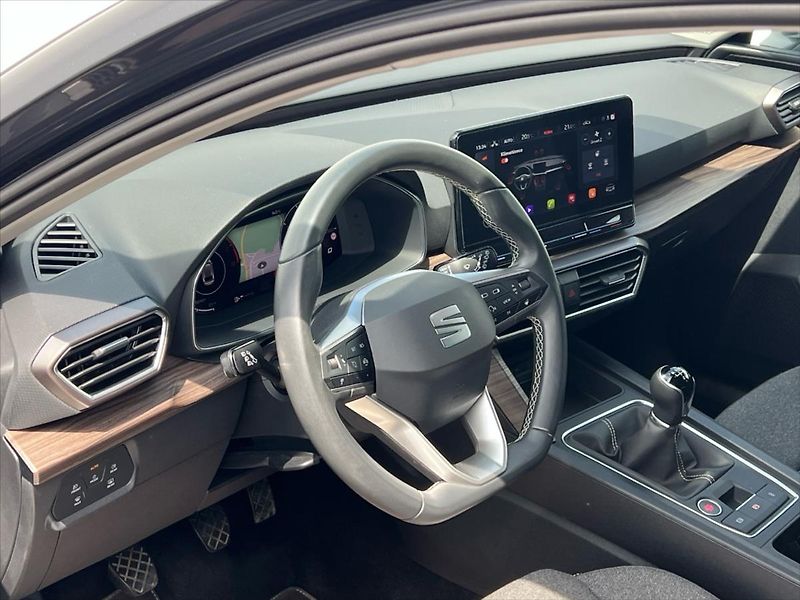 Seat Leon 1,5 TSi 96kW Xcellence ST - fotka 6 z 27