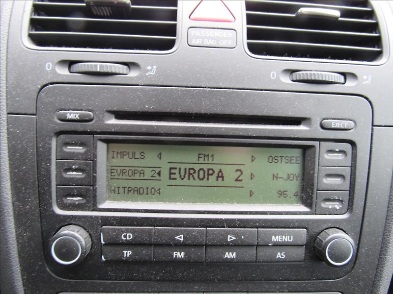 Volkswagen Golf 2,0 i GT 147KW Remus - fotka 14 z 28