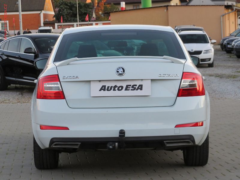 Škoda Octavia (2016) 1.6TDi, ČR, AC, výhřev sed - fotka 5 z 20