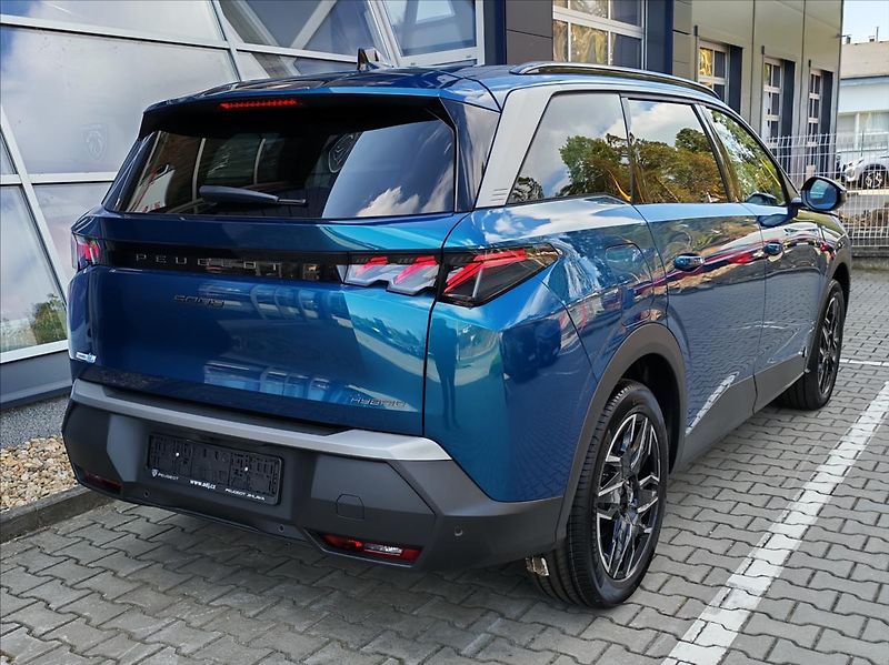 Peugeot 5008 (2026) 1,2 5008 GT Hybrid 145 e-DCS6 - fotka 8 z 18