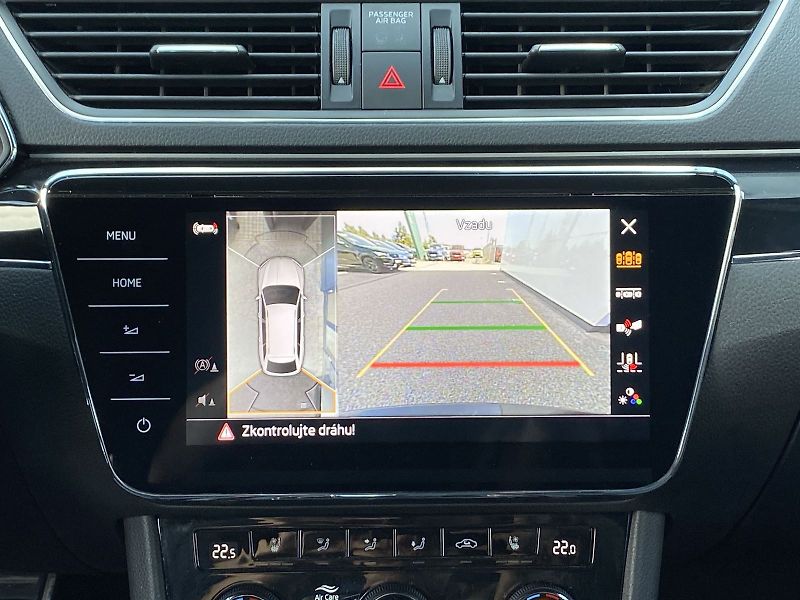 Škoda Superb (2023) Combi 2.0 TDI 4x4 DSG L&K - fotka 15 z 41