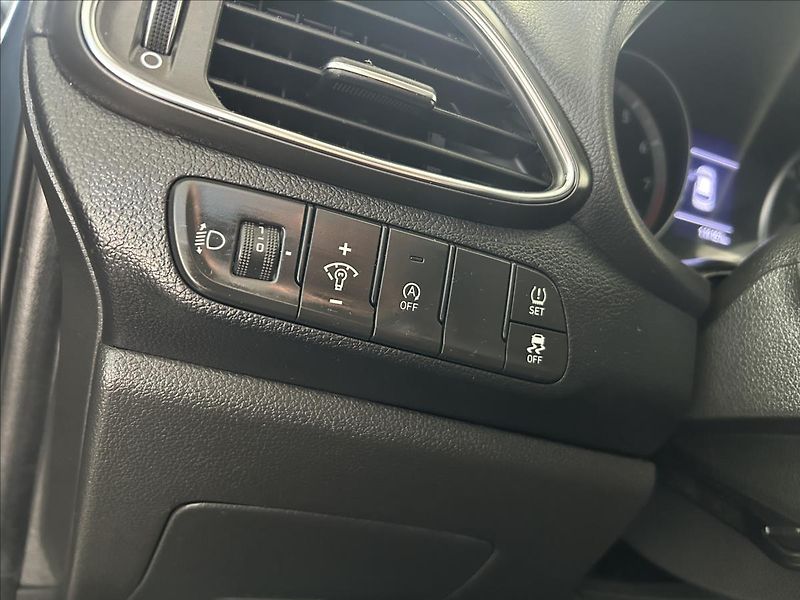Hyundai i30 1,0   TGDI,ČR,1.MAJITEL,SERVIS - fotka 11 z 22