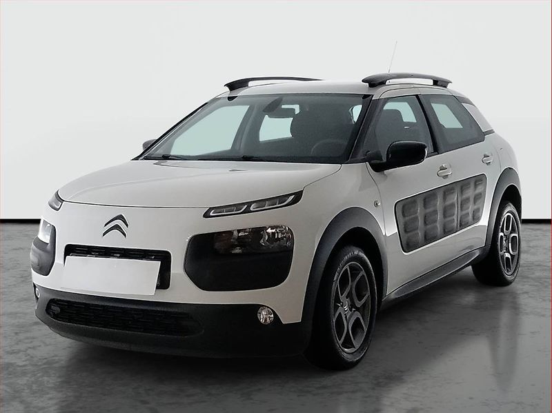 Citroën C4 Cactus (2018) Live 1.2 PureTech, Serv.kniha - fotka 2 z 15
