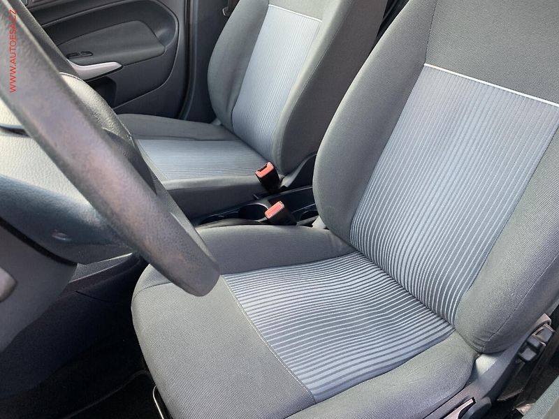 Ford Fiesta (2012) 1.4TDCi, AC - fotka 9 z 20