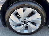 Volkswagen Golf (2025) 1.5 TSI 85kW People - náhled 35