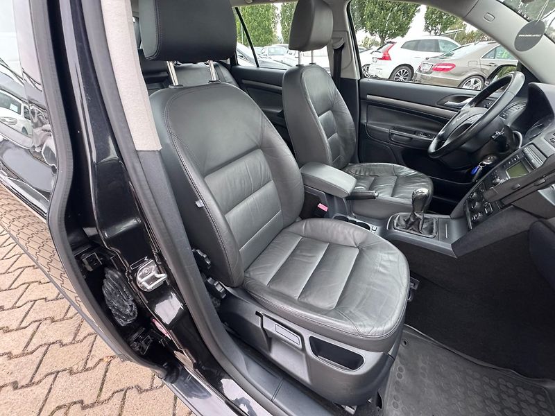 Škoda Octavia (2005) 1,9TDI 77KW TAŽNÉ BEZ DPF 1MAJ - fotka 37 z 48