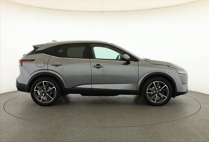 Nissan Qashqai (2024) Tekna 1.3 DIG-T MHEV - fotka 6 z 20