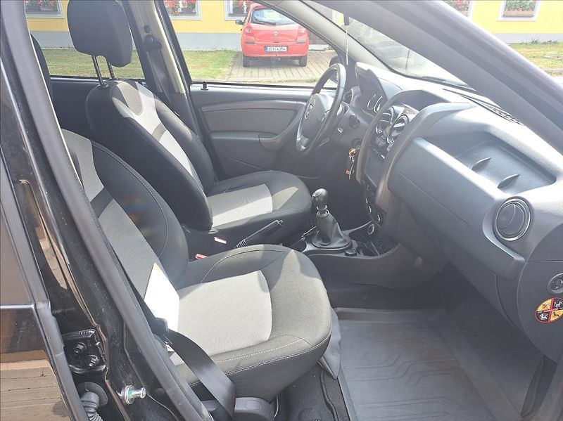 Dacia Duster 1,5 dCi Black edition - fotka 45 z 48
