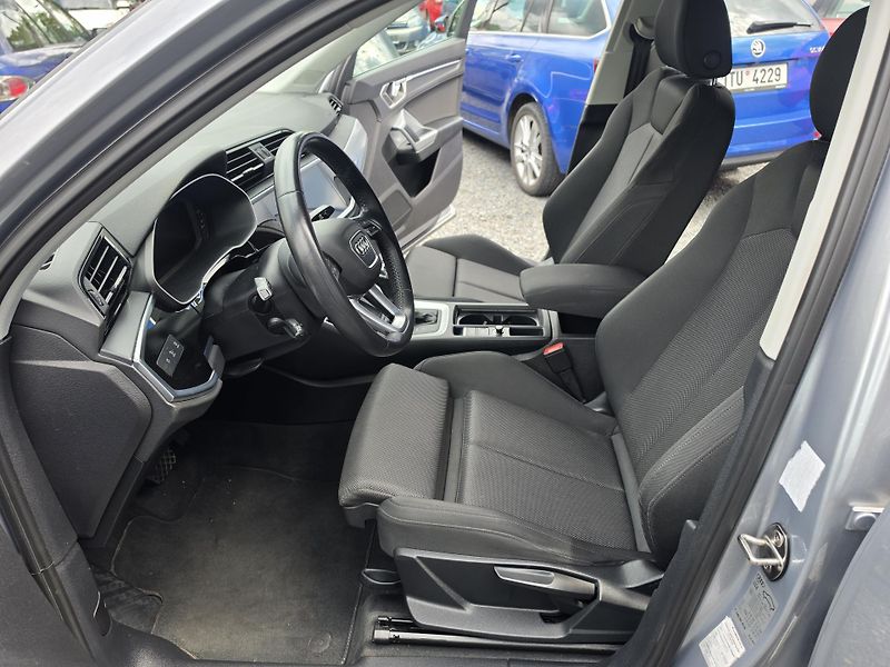 Audi Q3 2.0 40TFSI 4x4 Led S-Tronic  - fotka 8 z 18