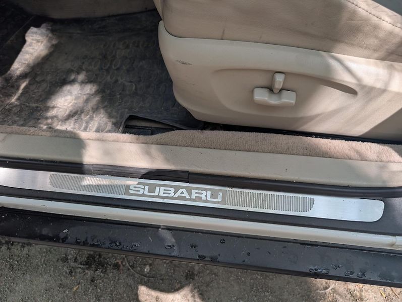 Subaru Outback (2005) 3.0 V6 180KW - fotka 17 z 25
