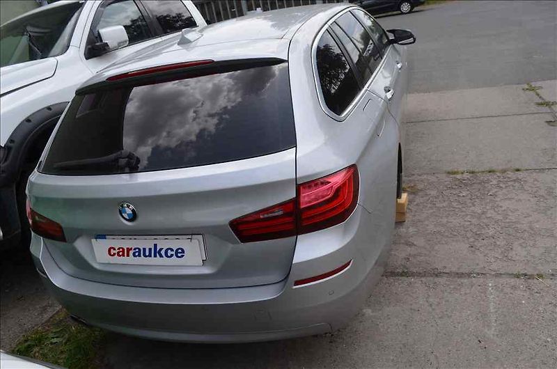 BMW Ostatní (2016) 520D TOURING AT - fotka 5 z 14