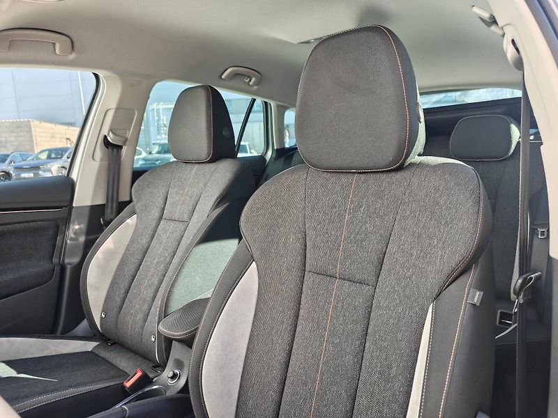 Škoda Scala Top Selection 6MP 1,0TSI - fotka 6 z 22