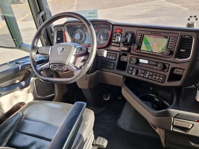 Scania (2023) 770 V8 6x4 tahač EURO 6 - fotka 6 z 19
