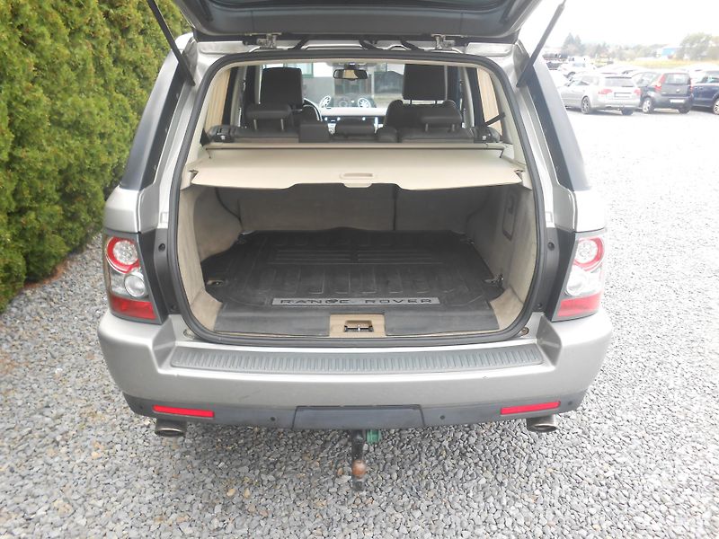 Land Rover Range Rover Sport 3.0D,180KW,4x4,XENONY,Tažné! - fotka 25 z 48