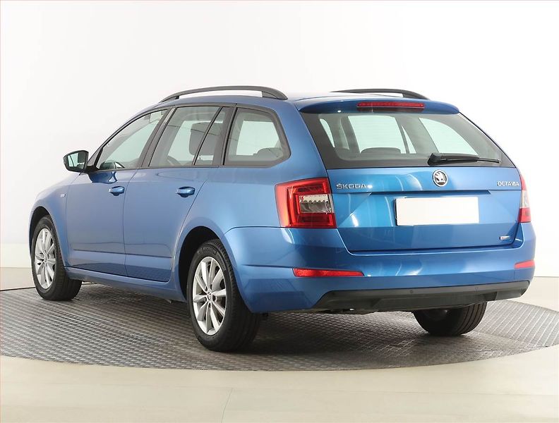 Škoda Octavia (2017) Ambition 1.6 TDI, Tempomat - fotka 4 z 20