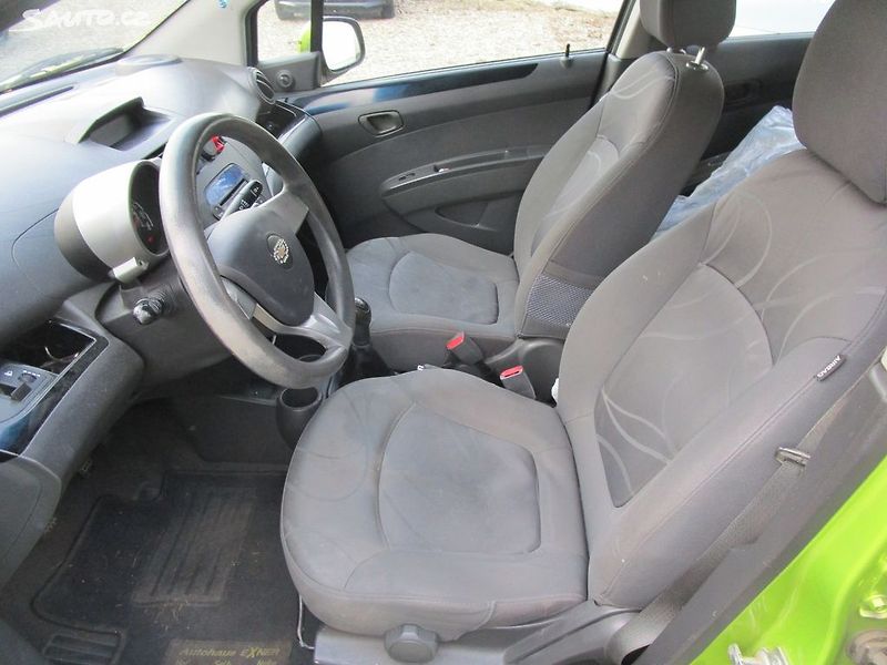 Chevrolet Spark 1,0 - 50KW - NOVÁ STK - fotka 6 z 15