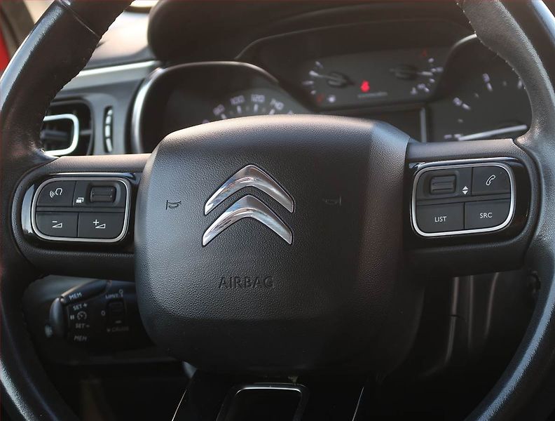 Citroën C3 (2018) Shine 1.2 PureTech, Serv.kniha - fotka 19 z 19