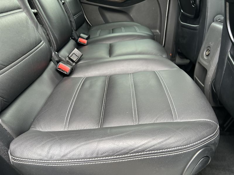 Ford C-MAX GHIA 2.0TDCi AUTOMAT TEMPOMAT - fotka 29 z 41