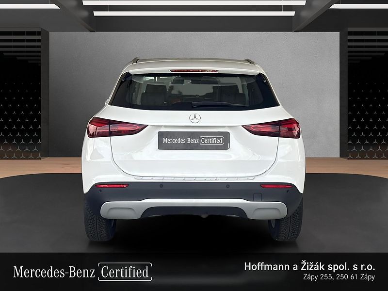 Mercedes-Benz GLA 220 4MATIC - fotka 6 z 20