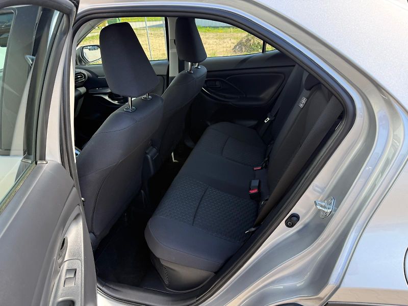 Toyota Yaris Cross 1.5 HSD e-CVT Comfort - fotka 24 z 26