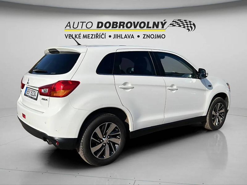 Mitsubishi ASX 2.2 Di-D (110kW) 4WD AT6/8234 - fotka 9 z 50