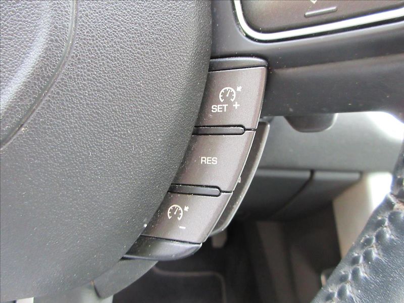 Land Rover Range Rover Evoque 2,2 TD4, 4x4, AT, Panorama, Ků - fotka 24 z 31