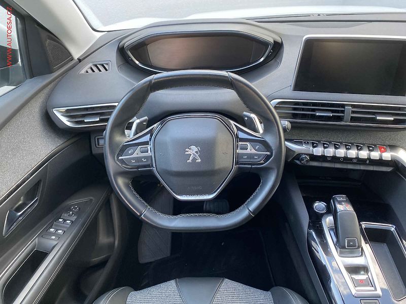 Peugeot 3008 (2019) 1.2PT, Allure, AT, panor - fotka 11 z 18