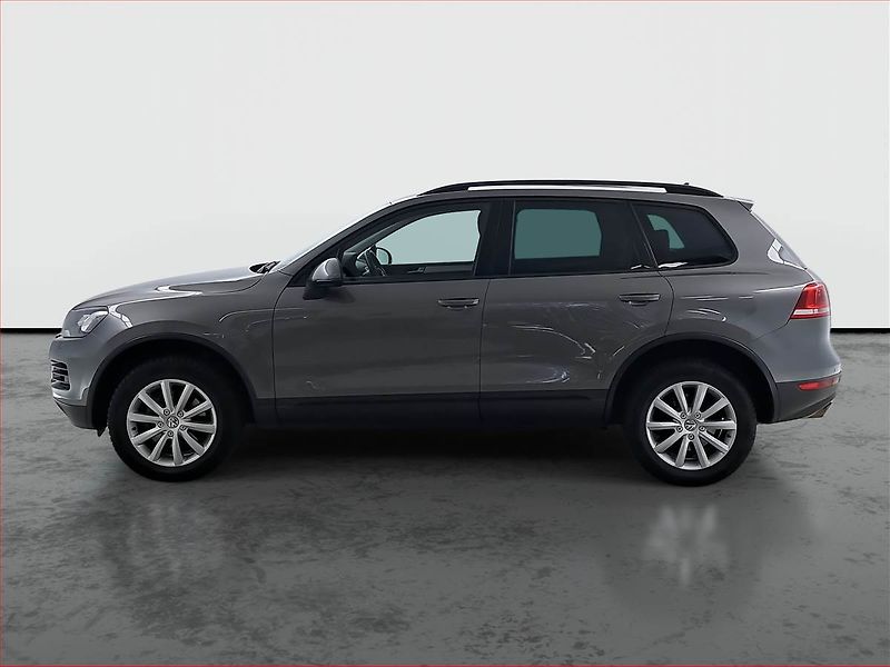 Volkswagen Touareg (2012) 3.0 TDI, 4X4, Automat, Kůže - fotka 3 z 19