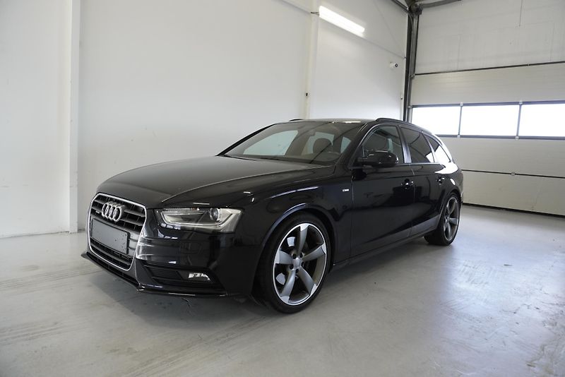 Audi A4 (2013) 2.0 TFSI 165kW QUATTRO STRONIC - fotka 1 z 34