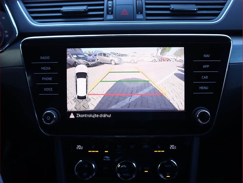 Škoda Superb (2019) 2.0 TDI, Automat, Serv.kniha - fotka 18 z 25