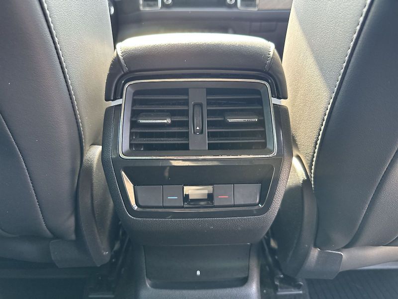 Škoda Kodiaq (2022) 2.0 TDI DSG Style - fotka 27 z 35