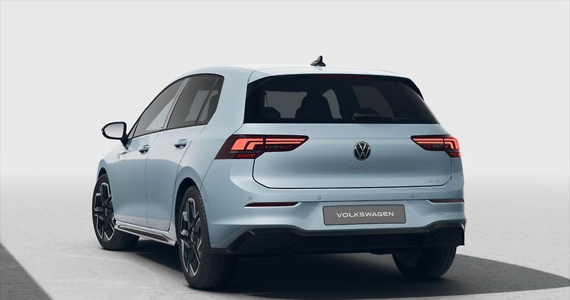 Volkswagen Golf (2026) 1,5 eTSI 7DSG  R-Line People - fotka 3 z 5