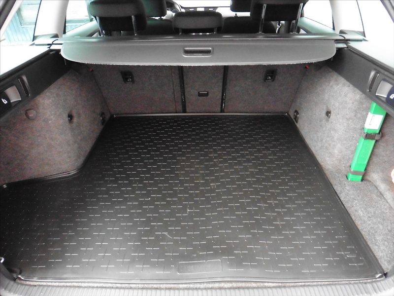 Škoda Octavia 2,0 TDi Combi 4x4 DSG Scout - fotka 17 z 17