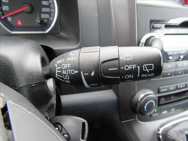 Honda CR-V 2,0 i-VTEC 4x4 Elegance - fotka 20 z 28