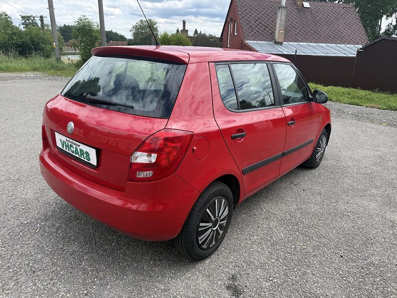 Škoda Fabia 1,2HTP Klimatizace - fotka 4 z 19