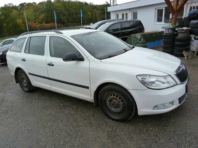 Škoda Octavia 2.0TDI DPH - fotka 3 z 16
