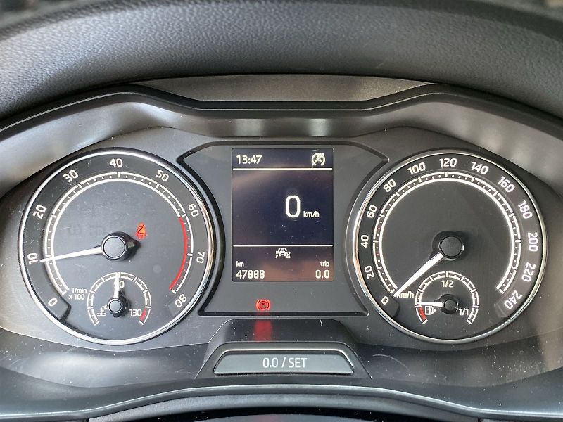 Škoda Kamiq (2020) 1.0 TSI Style - fotka 7 z 33