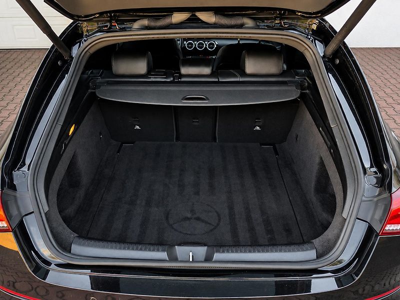 Mercedes-Benz CLA (2021) 200, 120 kW, Progress,ČR, DPH - fotka 30 z 32