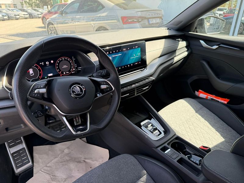 Škoda Octavia Sportline 2.0 TDI 110kw DSG - fotka 10 z 26