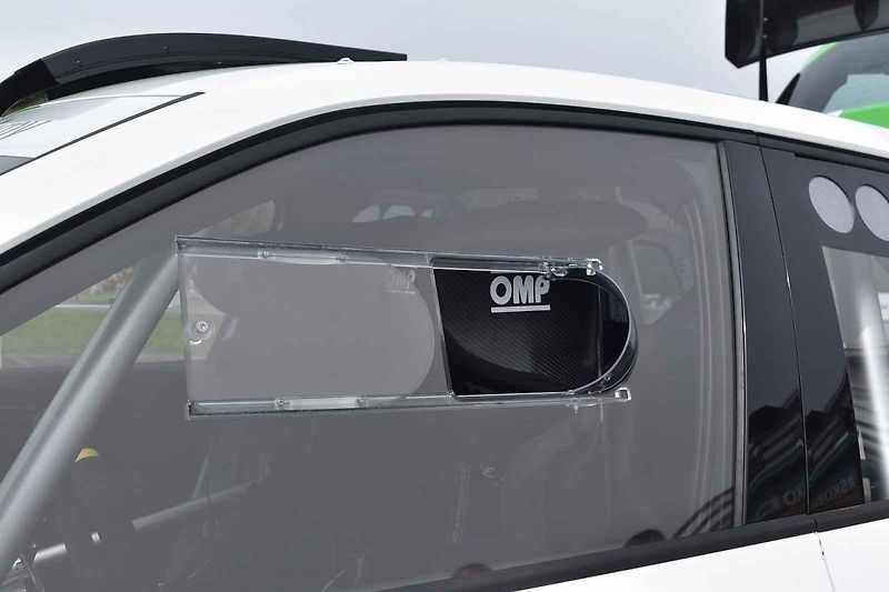 Na tomto autě studenti učiliště Škody Auto pracovali dva roky