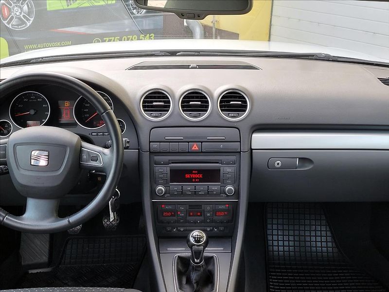 Seat Exeo 1,8 T Style *SERV.KN.+ ROZVODY - fotka 31 z 39