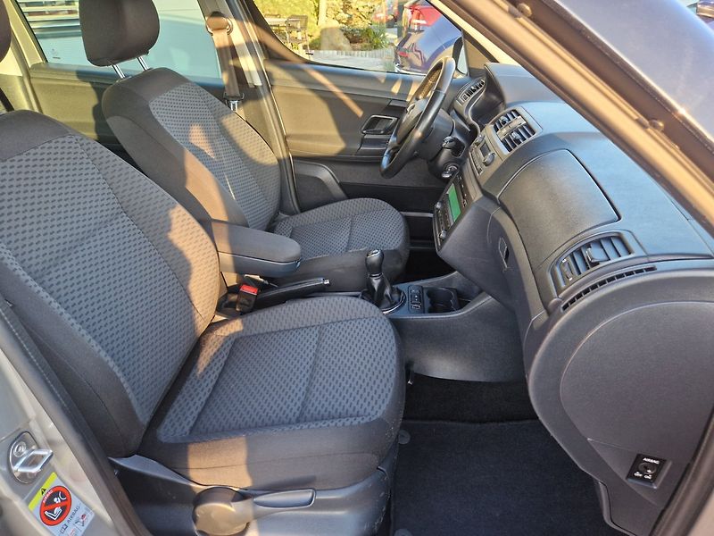 Škoda Roomster (2013) STYLE 1.2 TSI 63kW - fotka 15 z 20