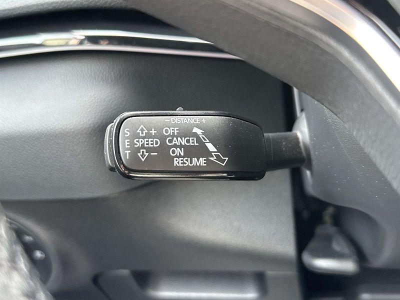 Škoda Karoq (2025) 2.0 TDI 4x4 DSG Sportline - fotka 13 z 36