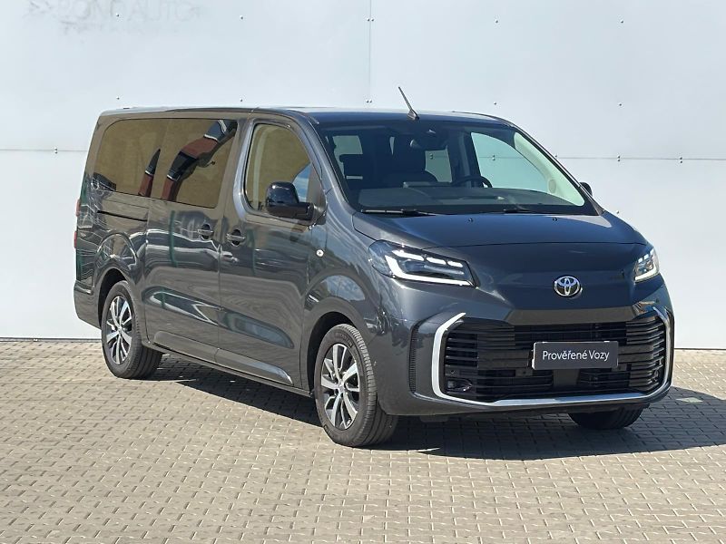 Toyota ProAce Verso 2,0 D-4D 8AT L2 Family Webasto - fotka 6 z 27