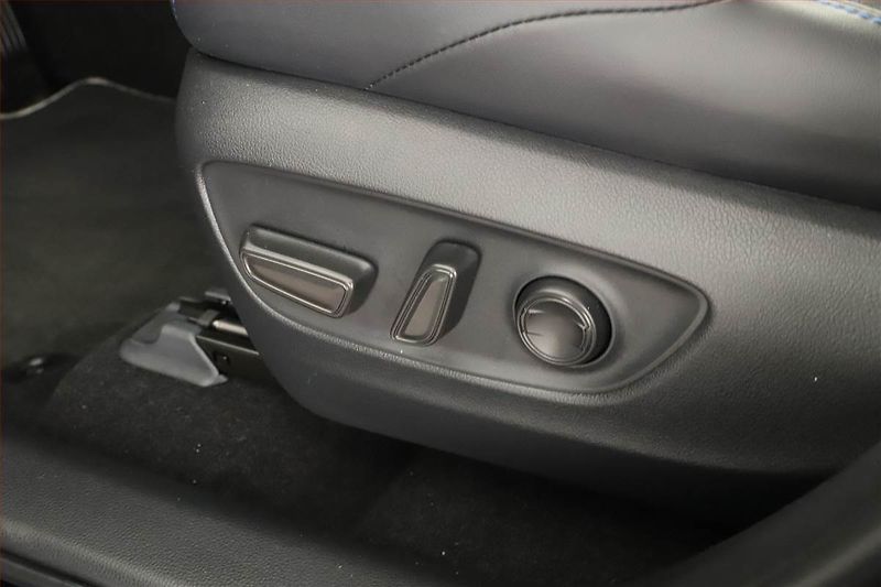 Toyota RAV4 (2025) 2.5 Hybrid, Kamera - fotka 17 z 19