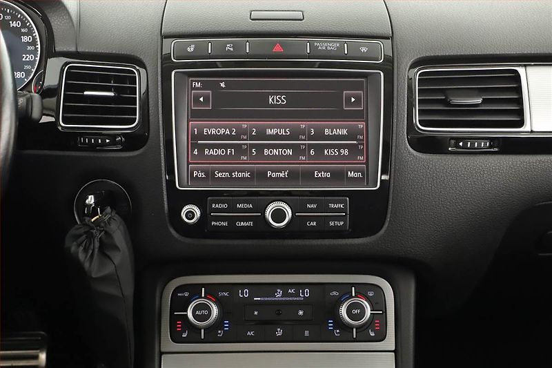 Volkswagen Touareg (2016) R-Line 3.0 TDI, 4X4, Automat - fotka 11 z 20