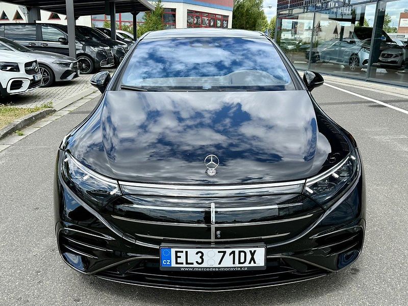 Mercedes-Benz EQS (2025) 450 4MATIC Linie AMG - fotka 3 z 29