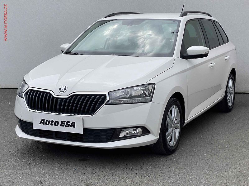 Škoda Fabia (2022) 1.0 TSi, 1.maj,ČR, Ambition - fotka 3 z 18